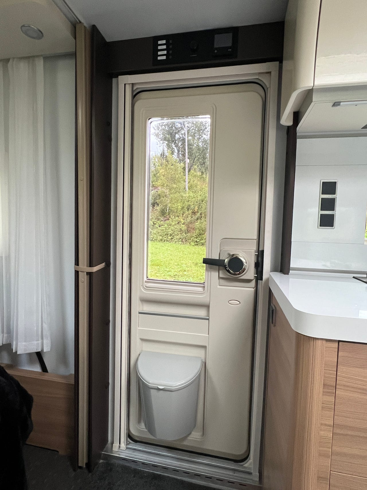 Adria Alpina 663 PT 2019 16