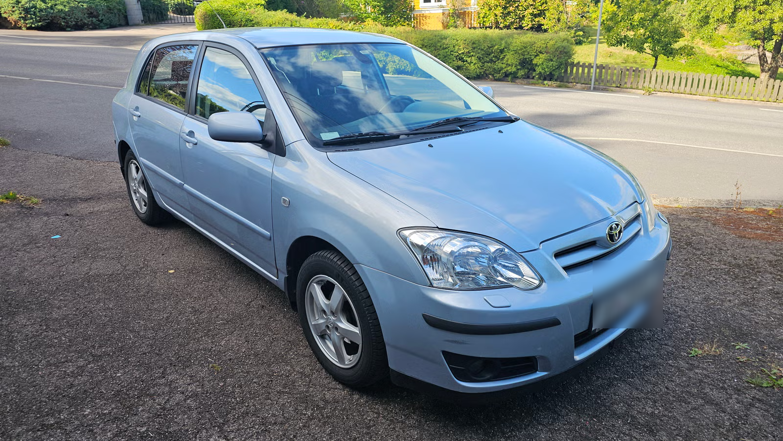 Toyota Corolla 2005 1