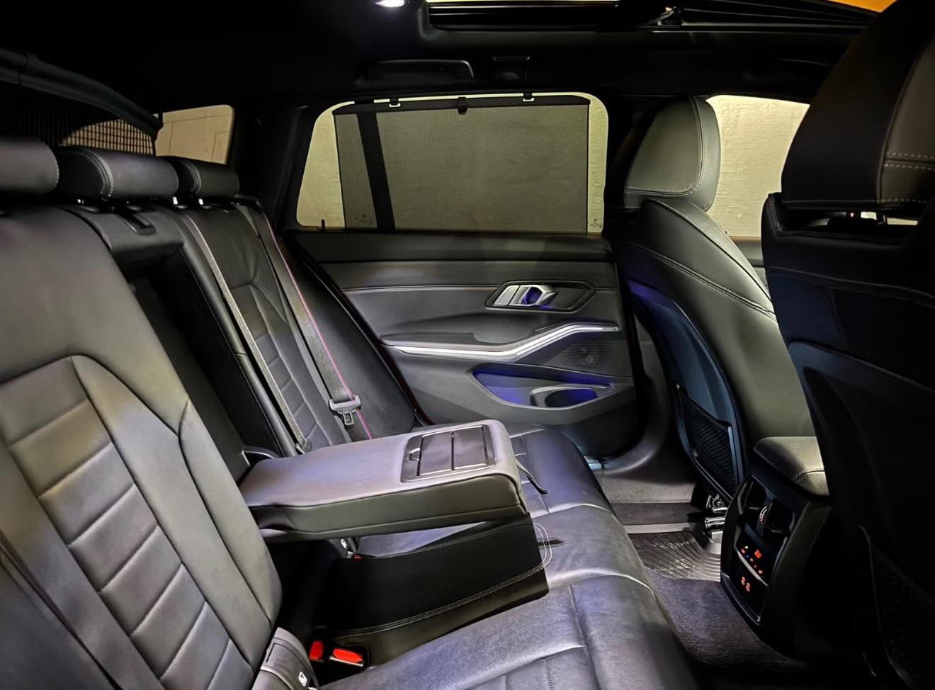 BMW 330e xDrive Touring 2022 22
