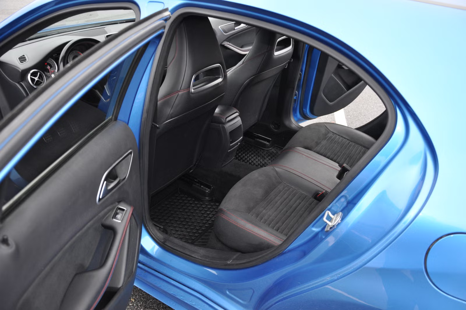 Mercedes-Benz A200 CDI 2013 16