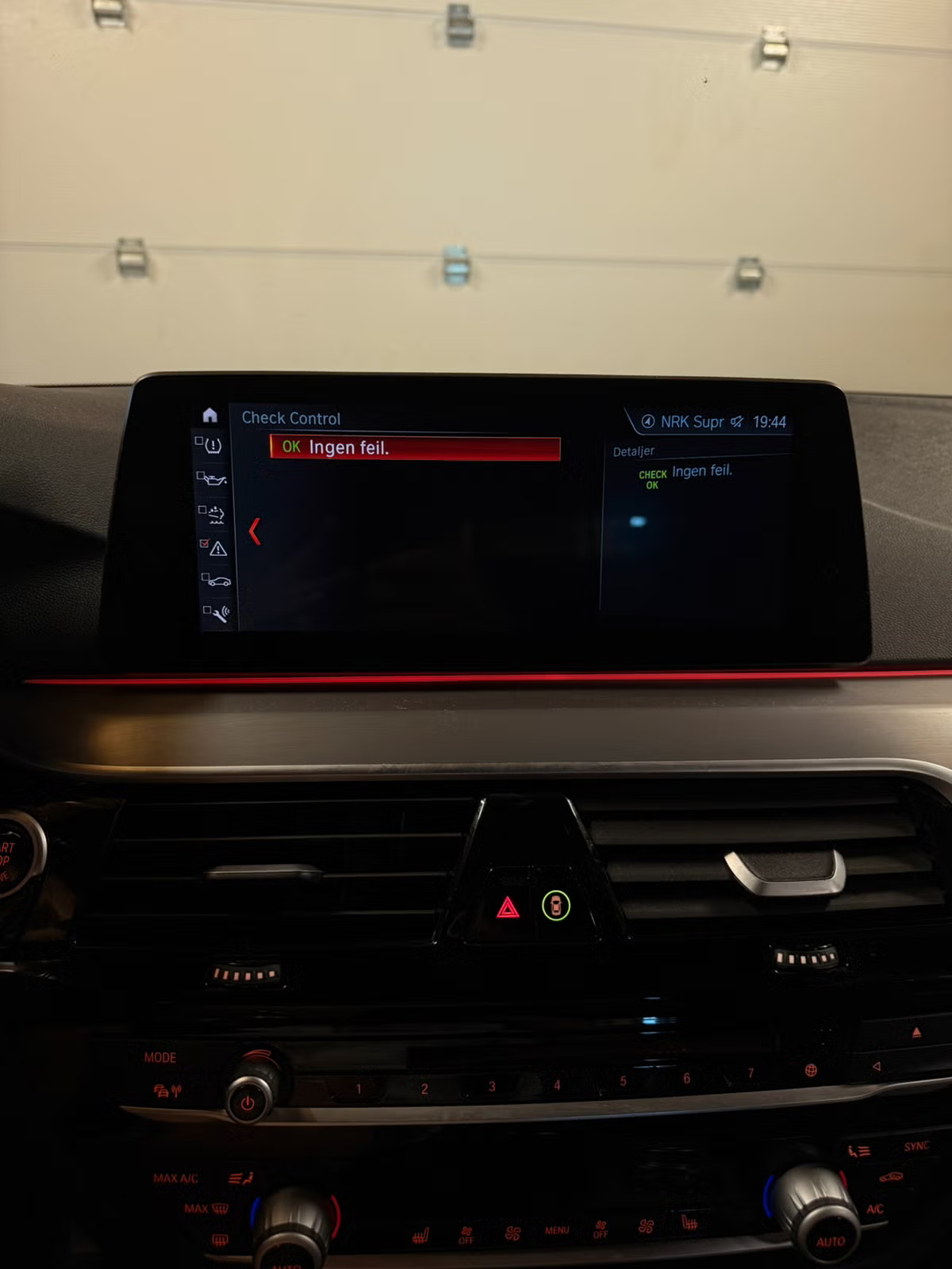 BMW 520d xDrive M Sport Touring 2019 11