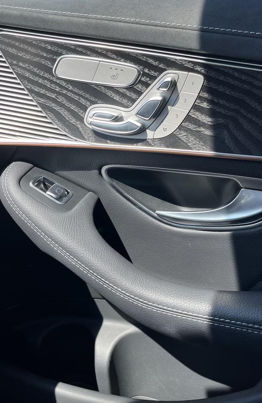 Mercedes-Benz EQC 2021 14