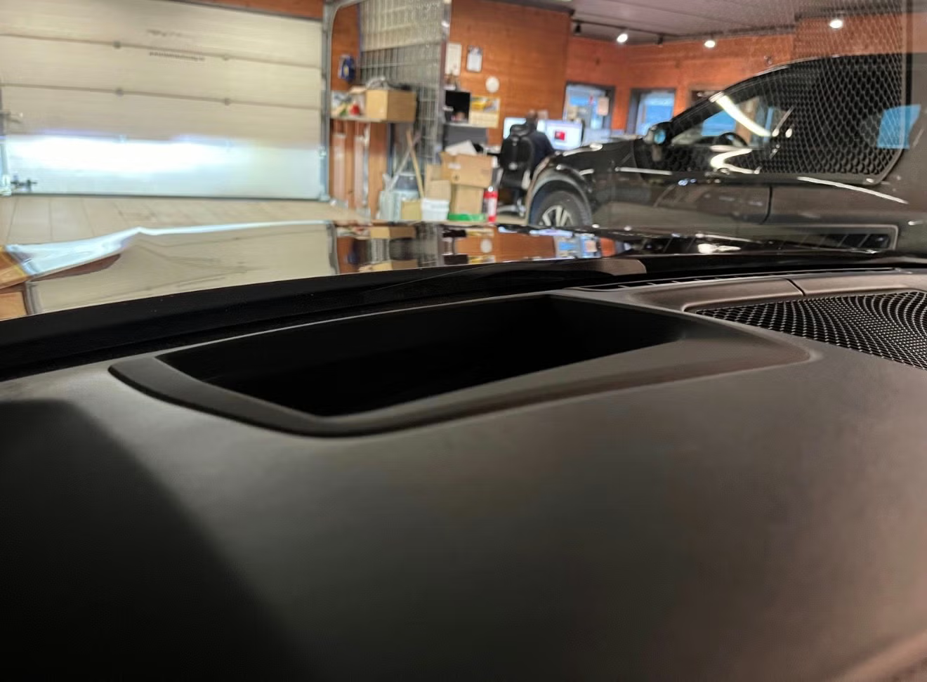 BMW 330e xDrive Touring 2022 14