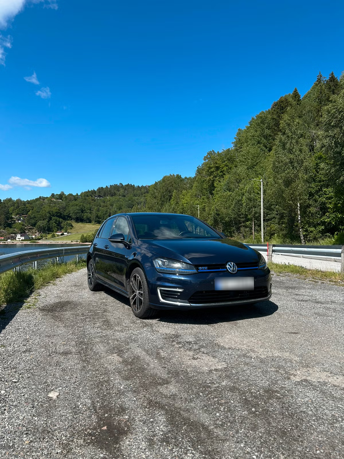 Volkswagen Golf GTE 2016 3
