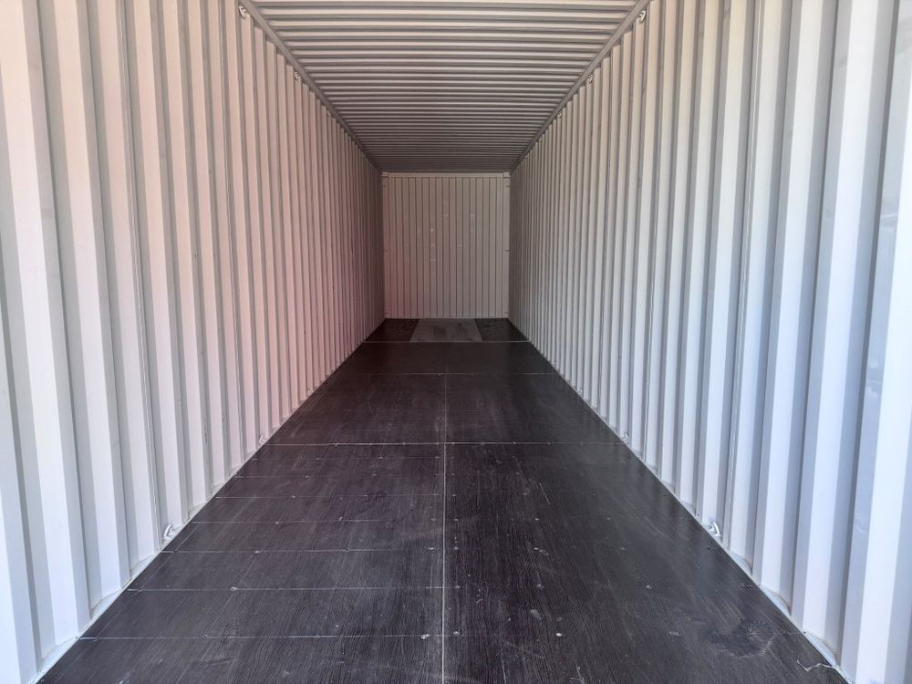 Shipping container 15 ft 32