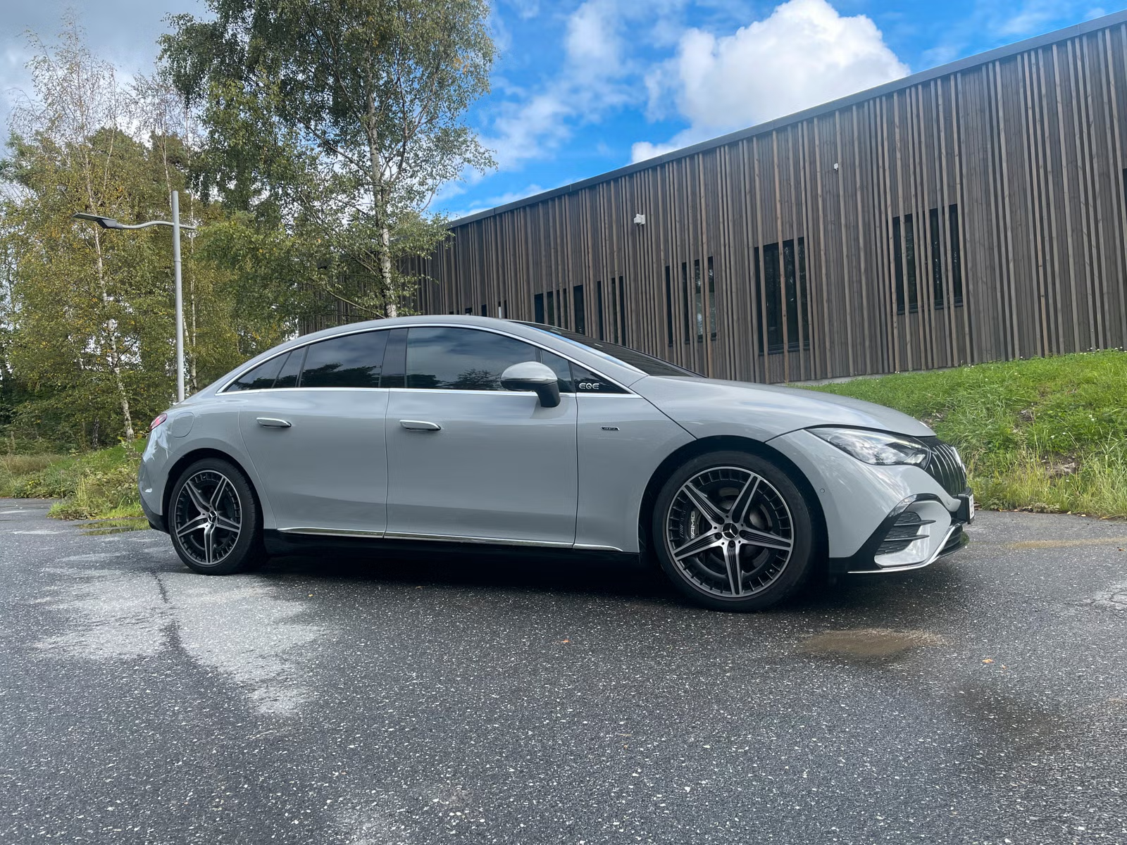 Mercedes-Benz EQE 2022 1