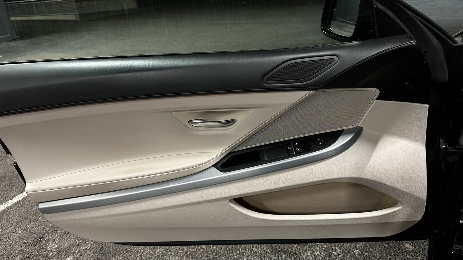 BMW 650i Coupé (N63TU) 2013 37