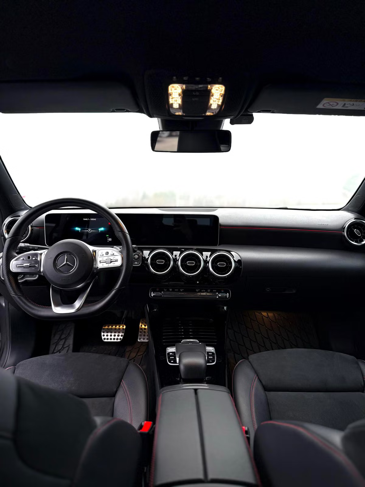Mercedes-Benz A180 AMG Line 2019 12