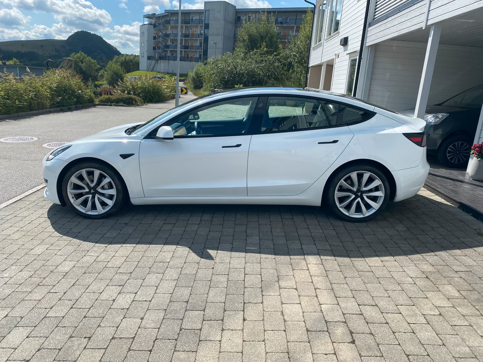 Tesla Model 3 SR+ 2021 10