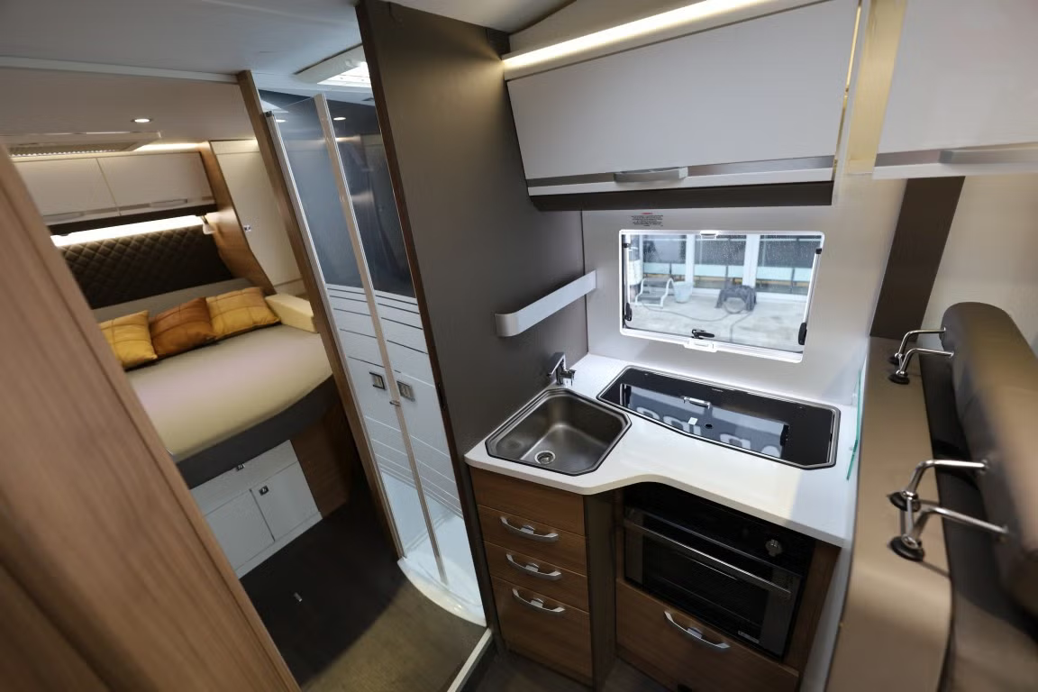 Adria Matrix 670 SC Plus 2019 13
