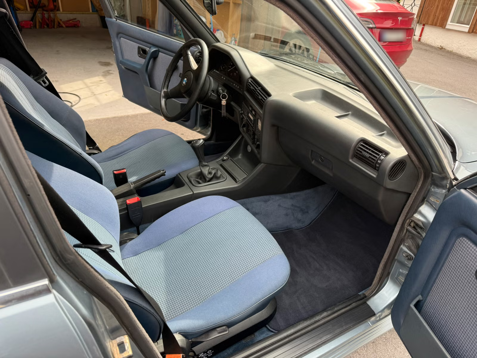 BMW Série 3 E30 (2.5) 1987 11