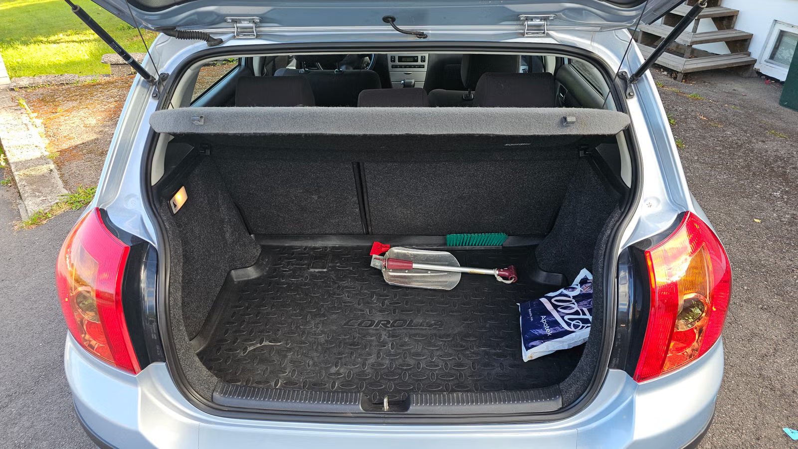 Toyota Corolla 2005 3