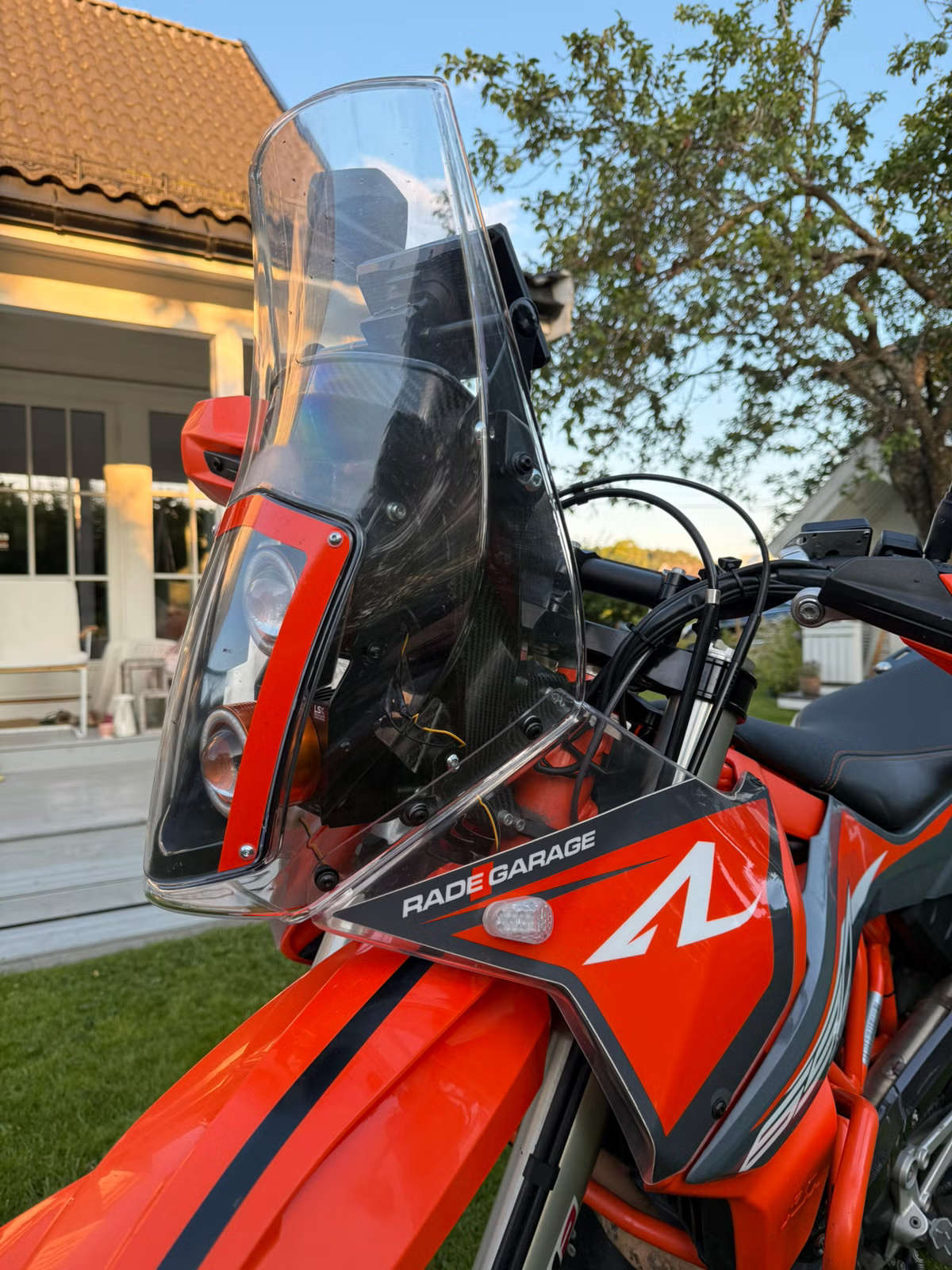 KTM 690 Enduro R 2022 13