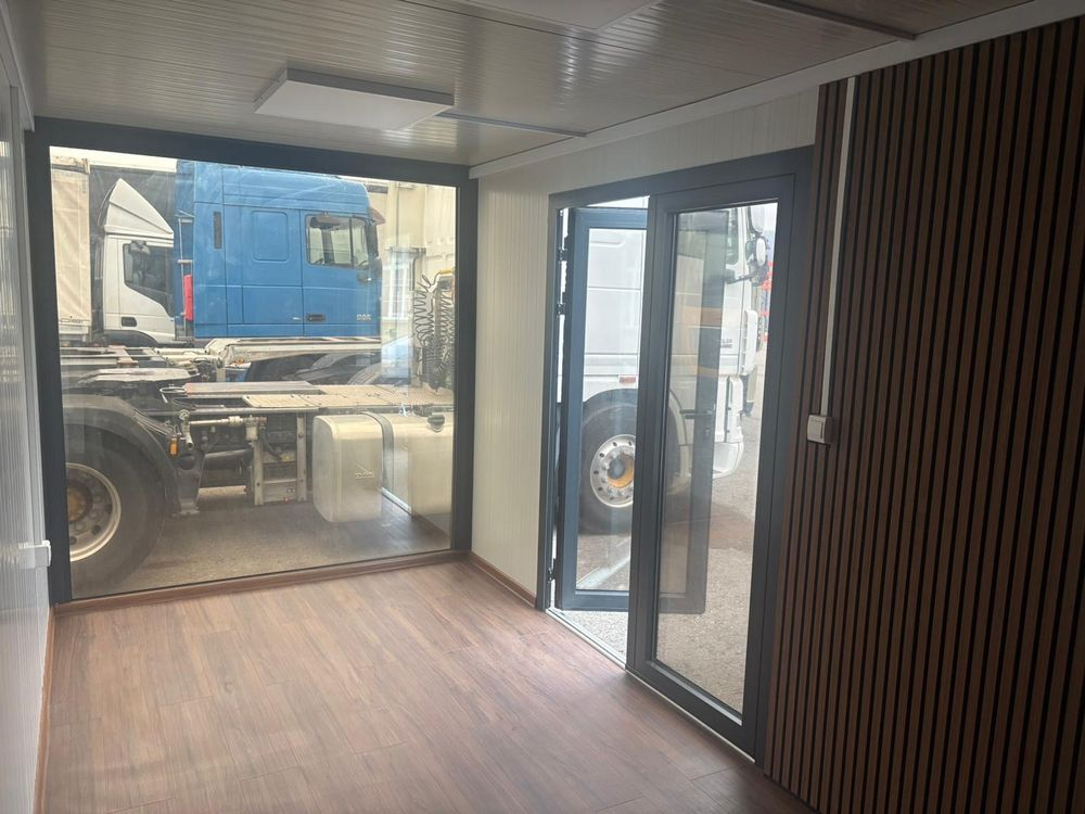 Shipping container 15 ft 43