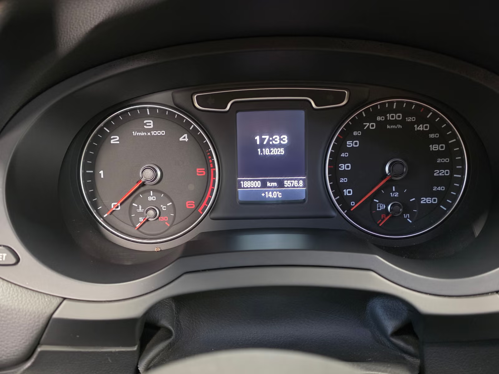 Audi Q3 2013 13