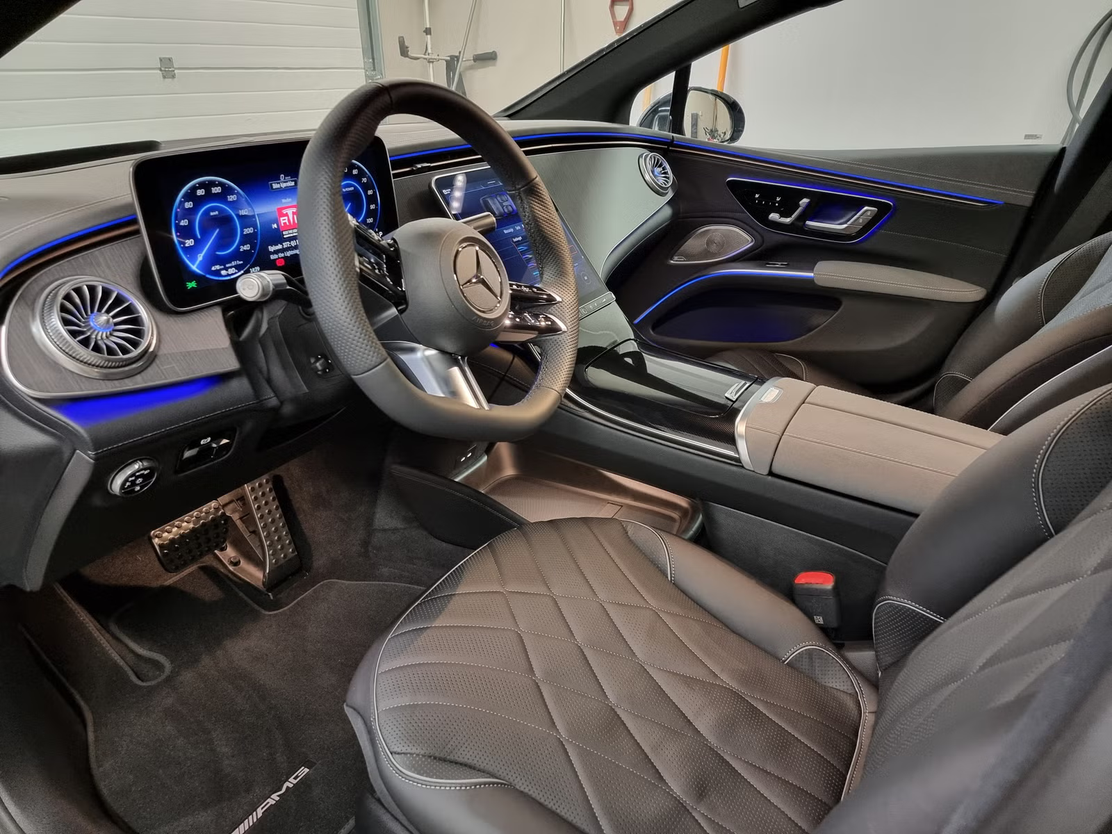 Mercedes-Benz EQS 2023 17