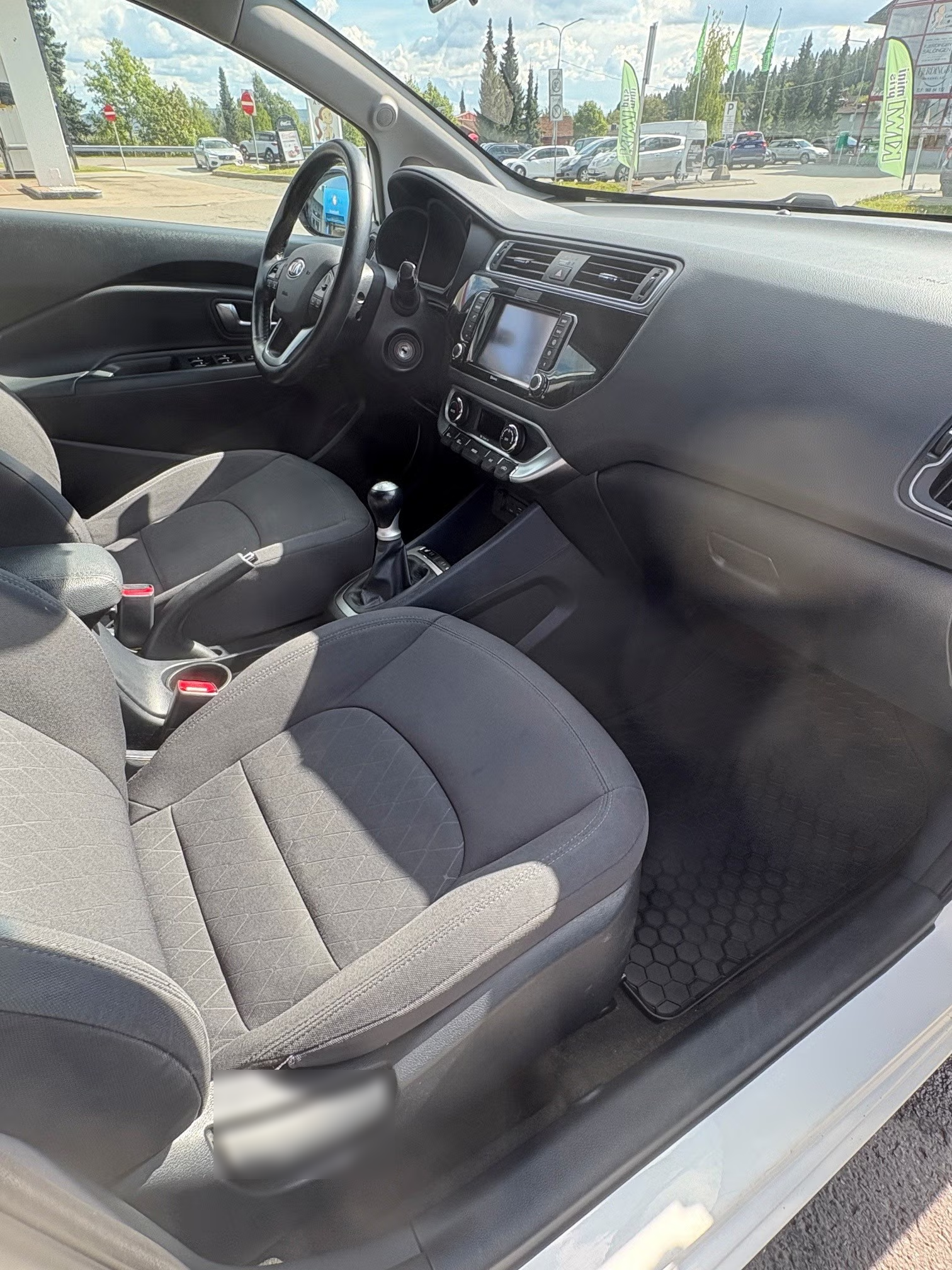 Kia Rio 20126 7