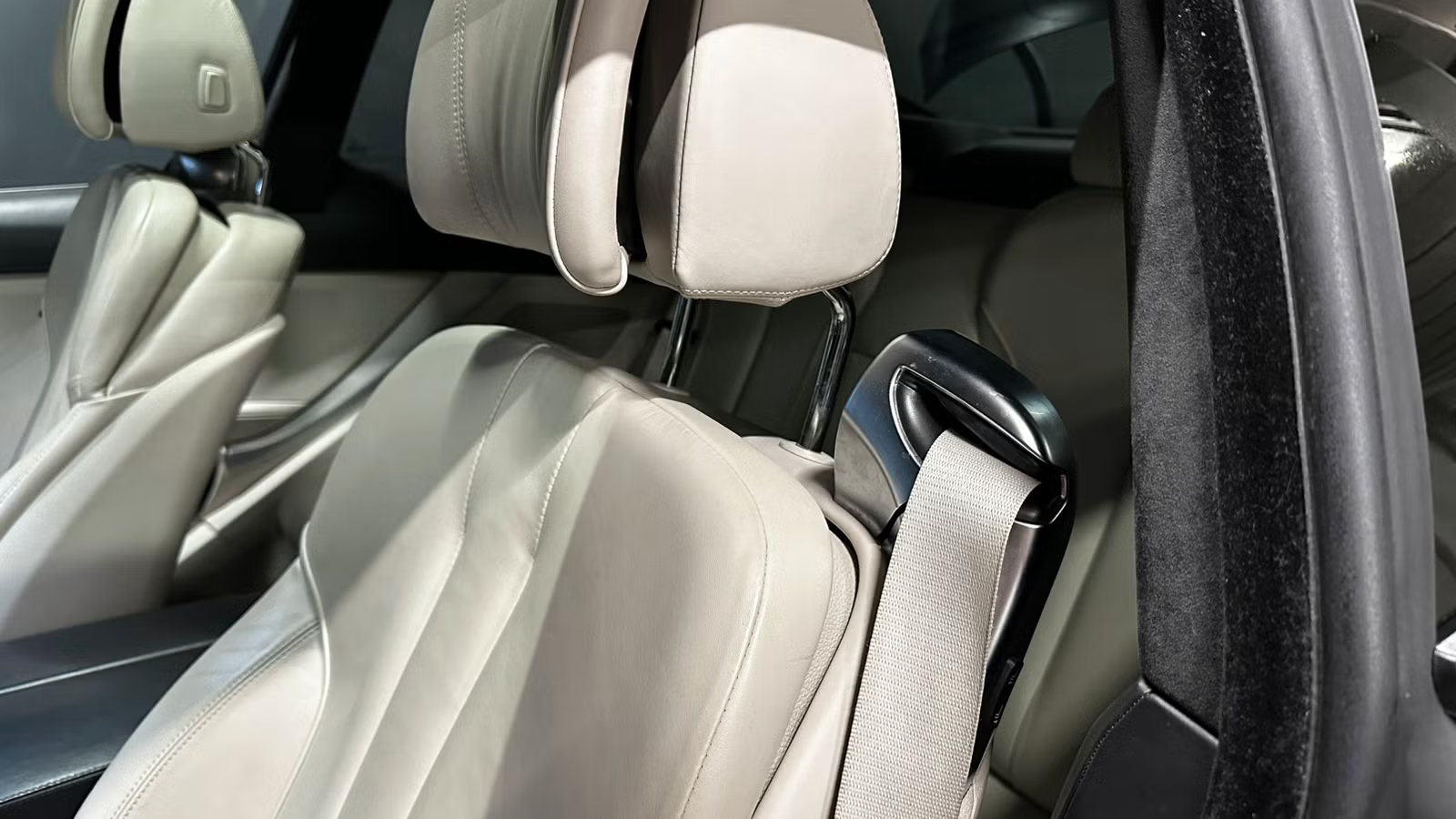 BMW 650i Coupé (N63TU) 2013 43