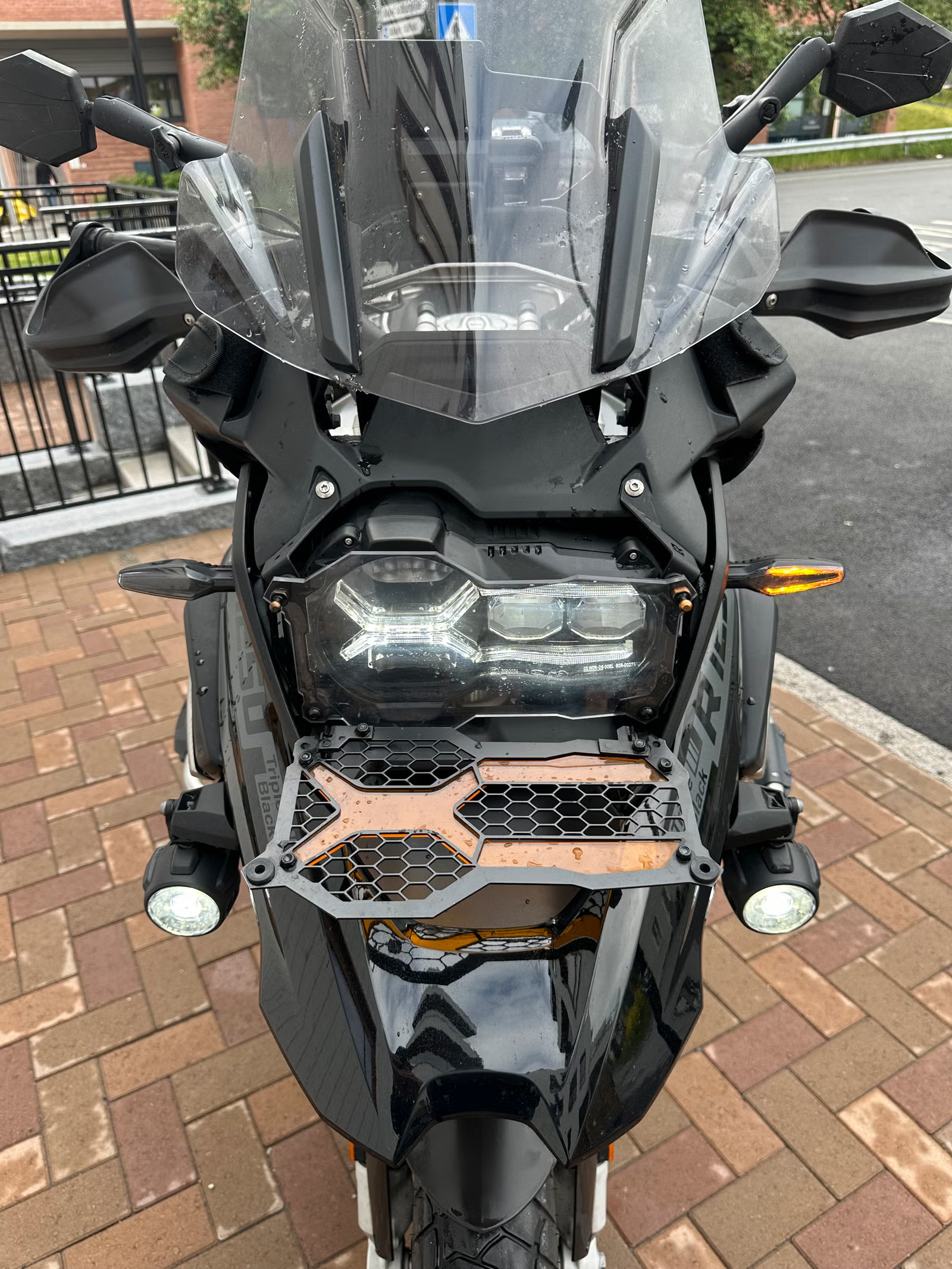 BMW R 1250 GS Triple Black 2022 4
