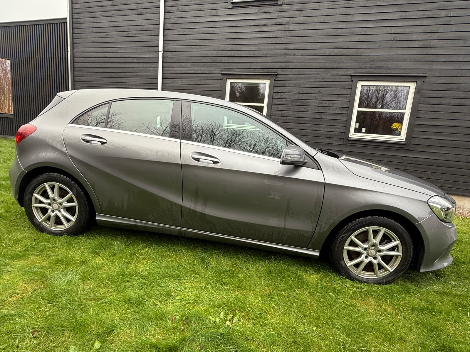 Mercedes-Benz A160 2016 6