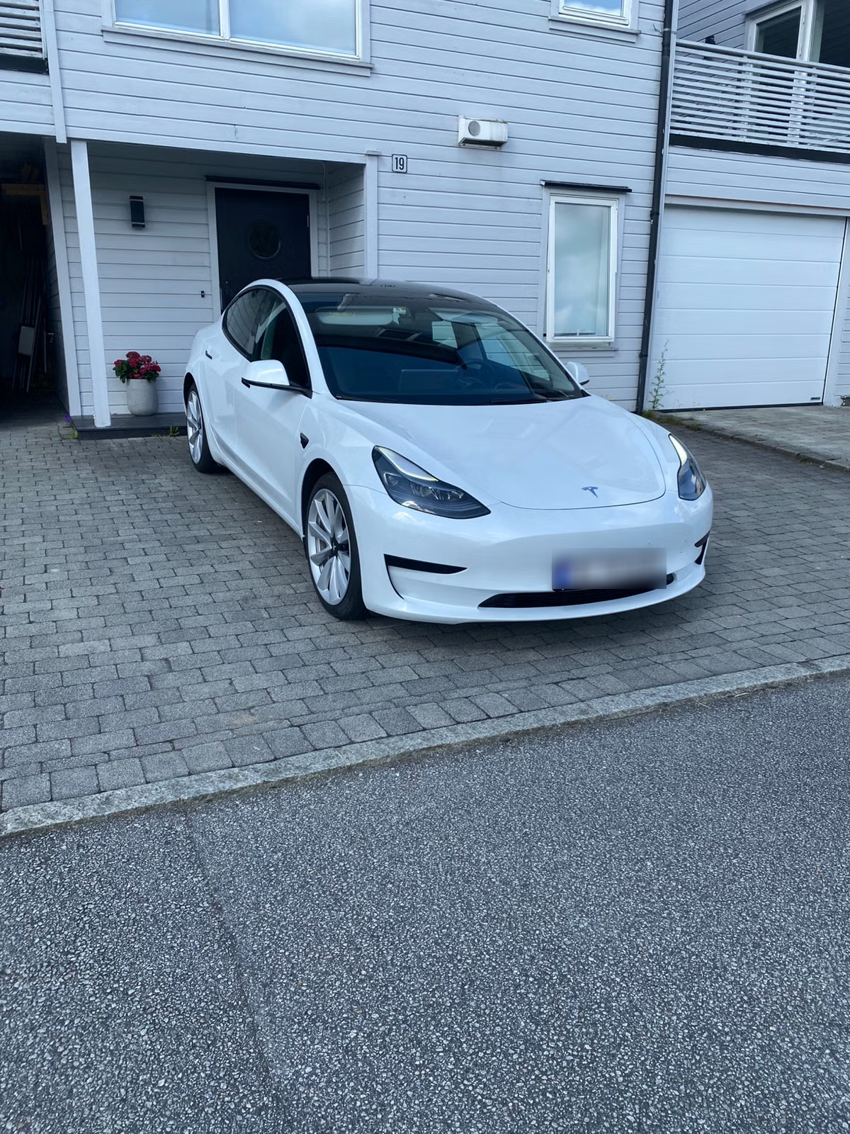 Tesla Model 3 SR+ 2021 4