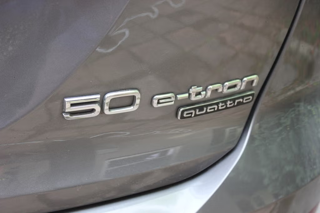 Audi Q4 e-tron 50 quattro Business plus 2022 23