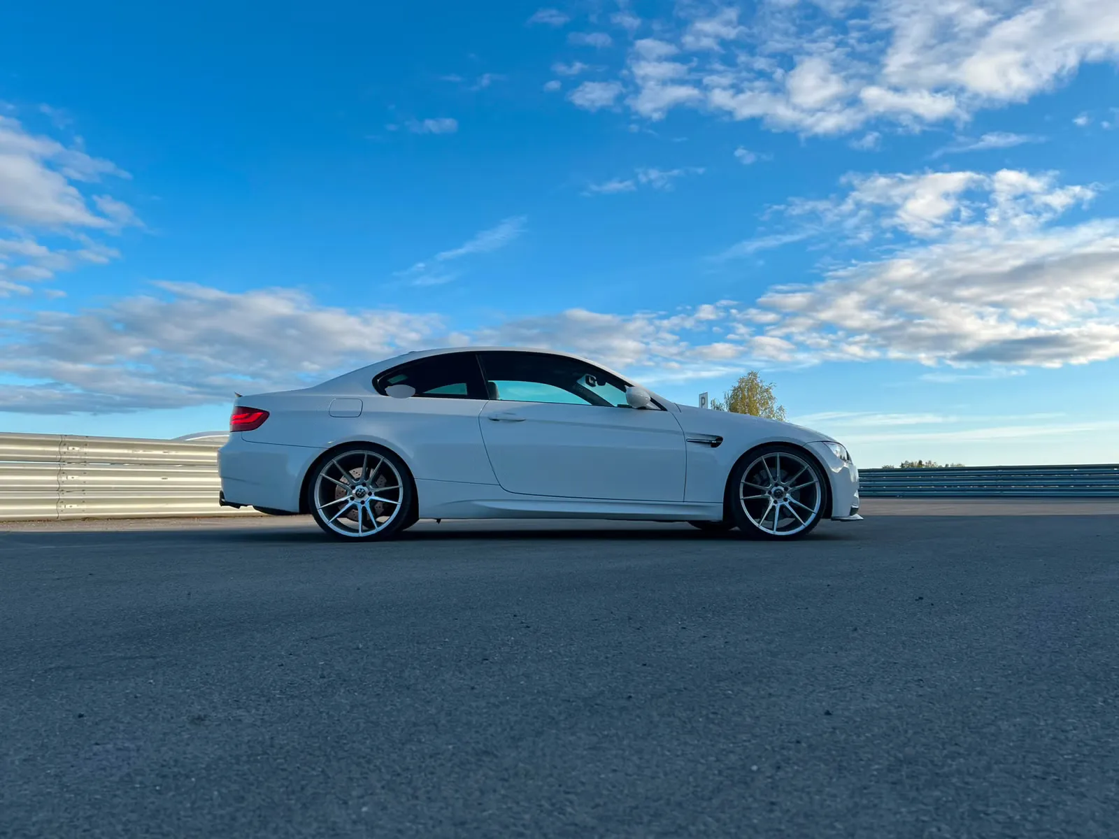 BMW M3 2009 8