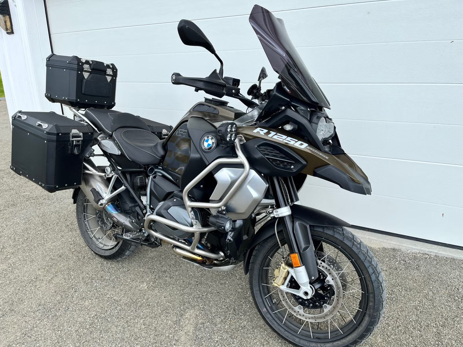 BMW R 1250 GS Adventure 2020 1