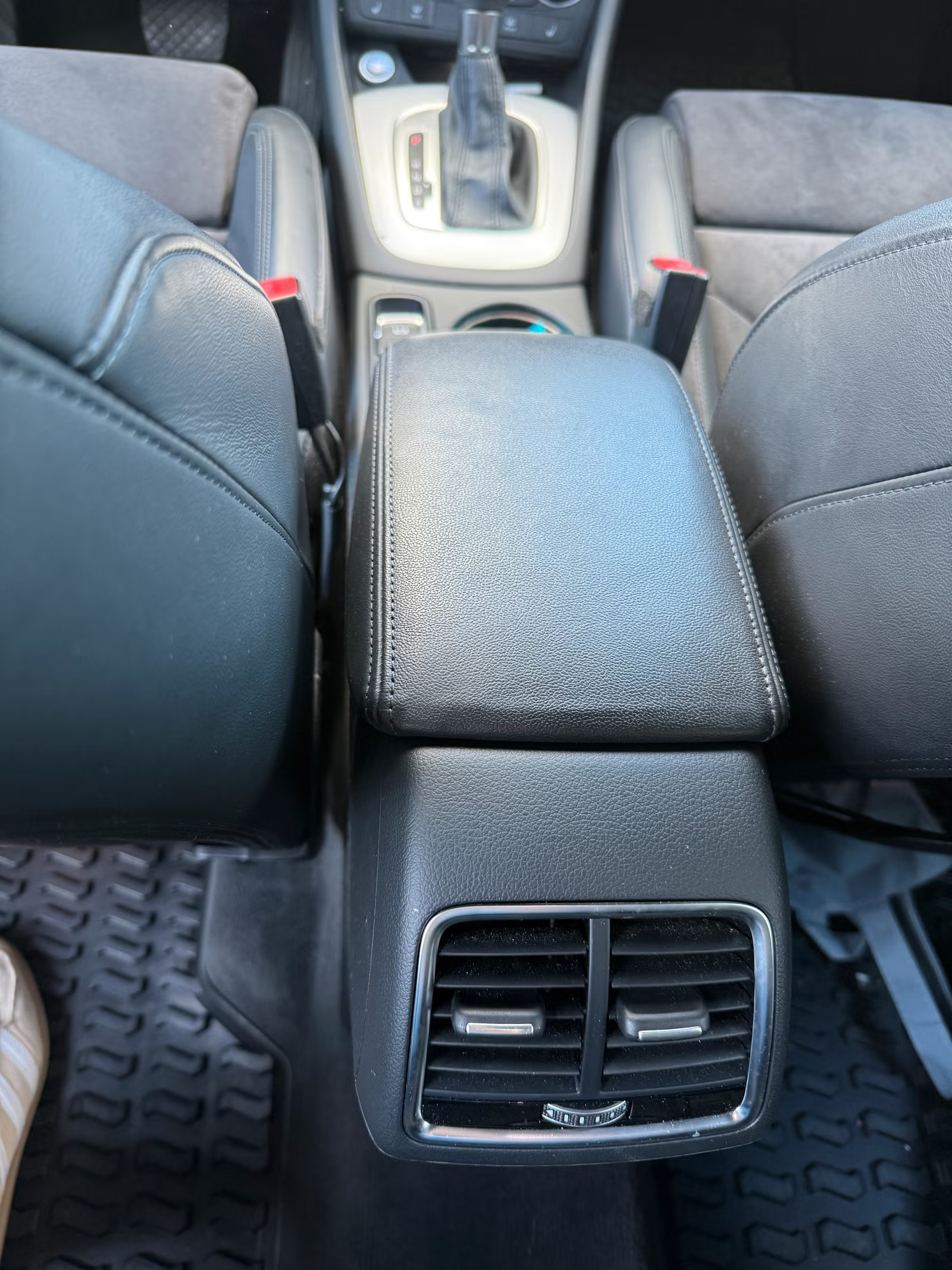 Audi Q3 2016 14
