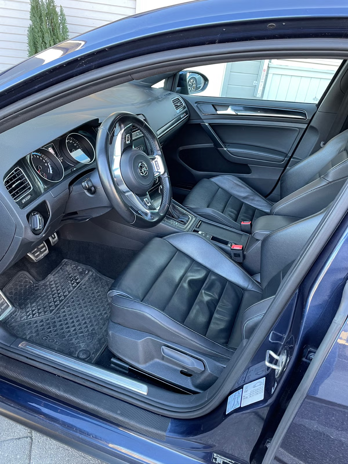 Volkswagen Golf 2017 17