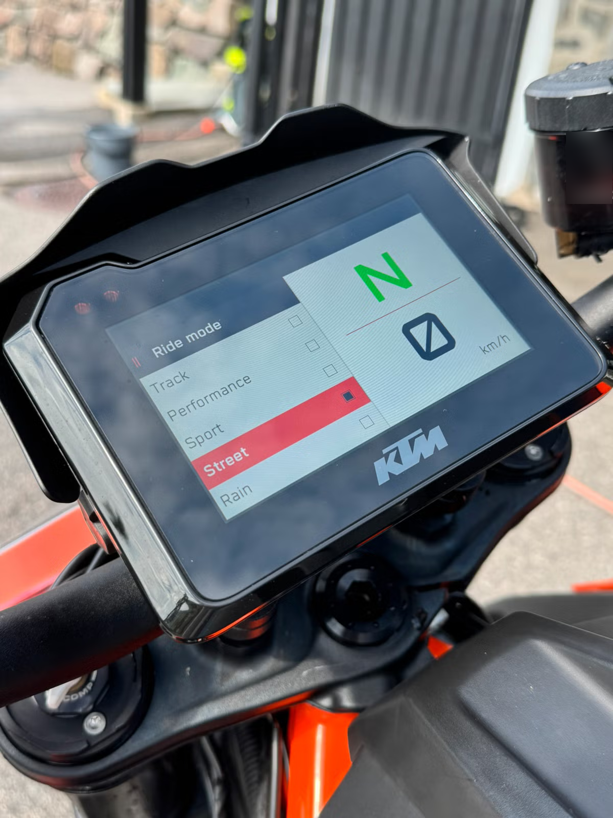 KTM 1290 Super Duke R 2020 20