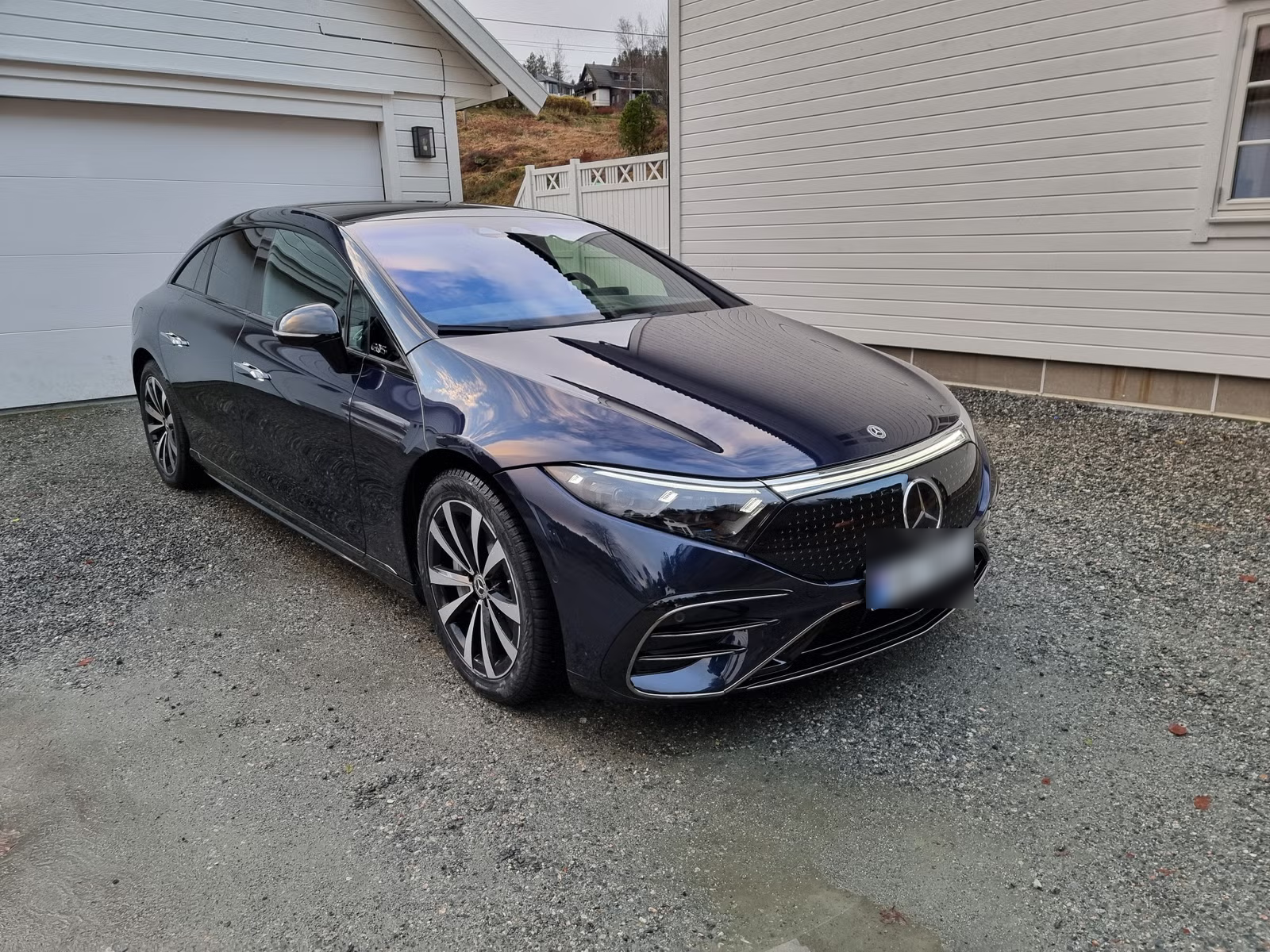 Mercedes-Benz EQS 2023 25