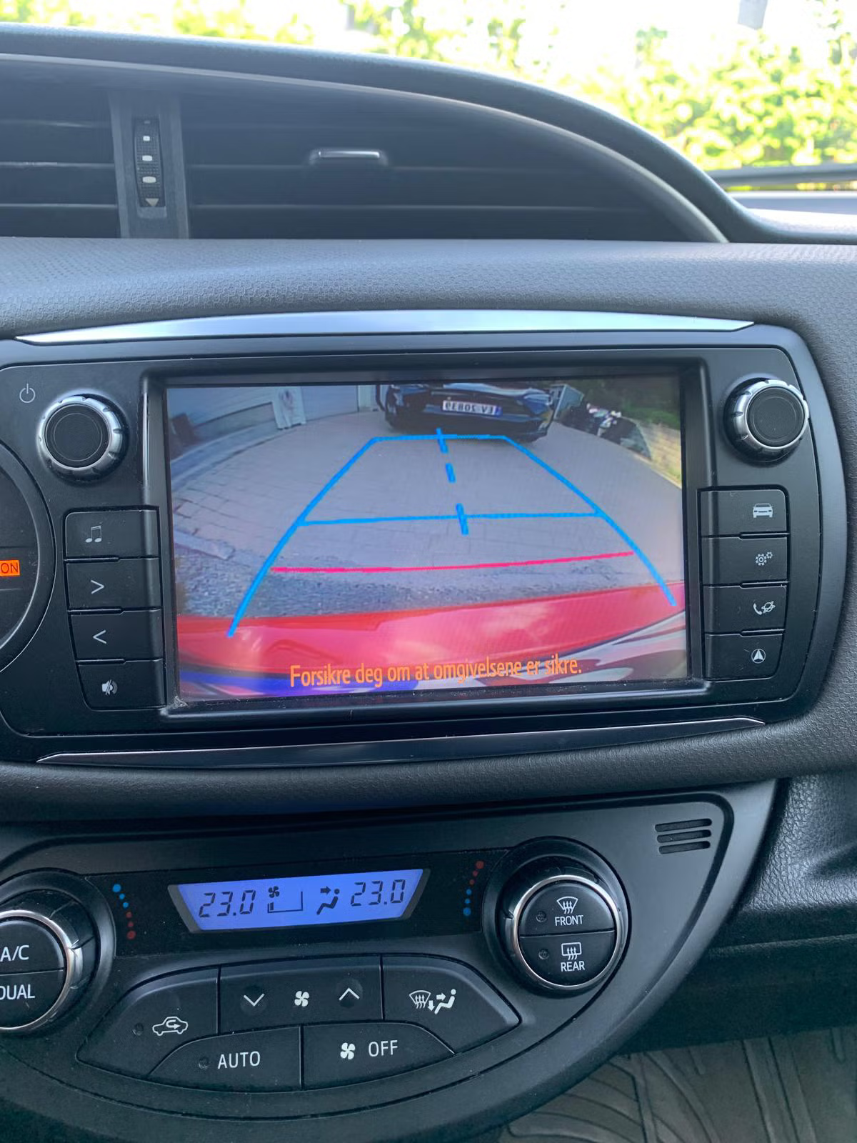 Toyota Yaris 2017 9
