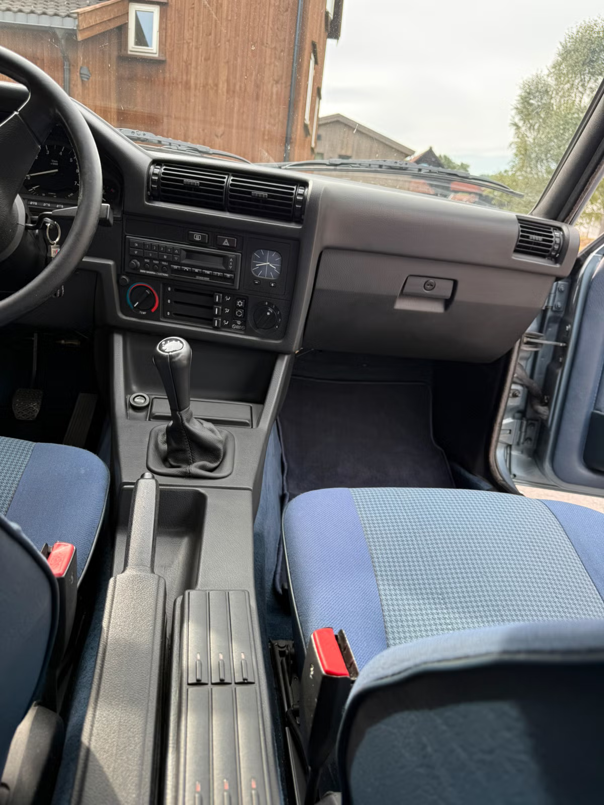 BMW Série 3 E30 (2.5) 1987 5