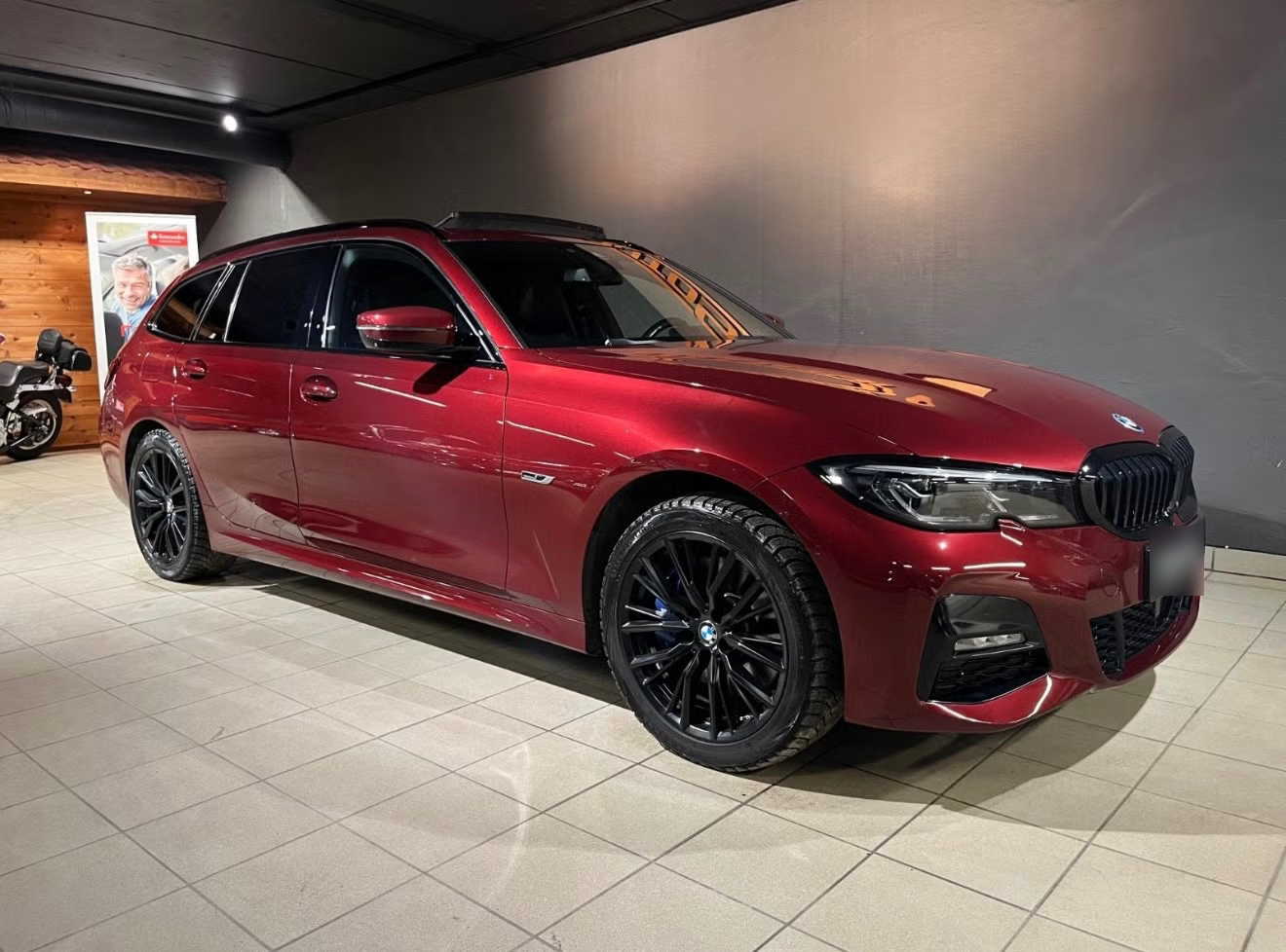 BMW 330e xDrive Touring 2022 32