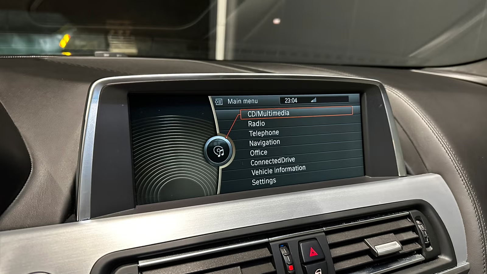 BMW 650i Coupé (N63TU) 2013 16
