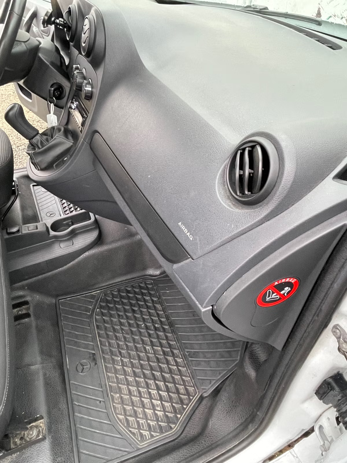 Mercedes-Benz Citan 2015 13