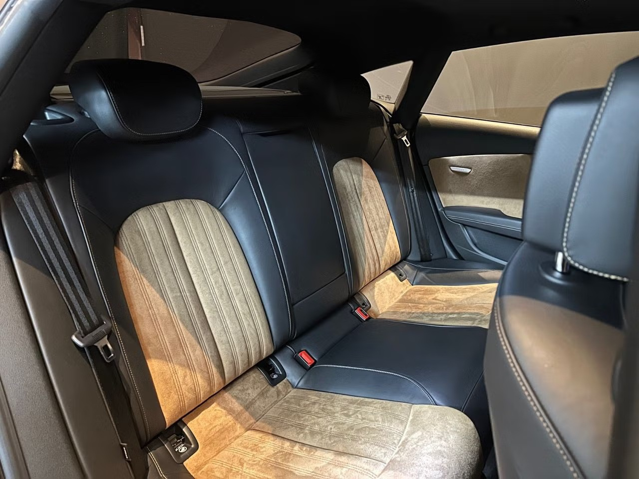 Audi A7 2012 4