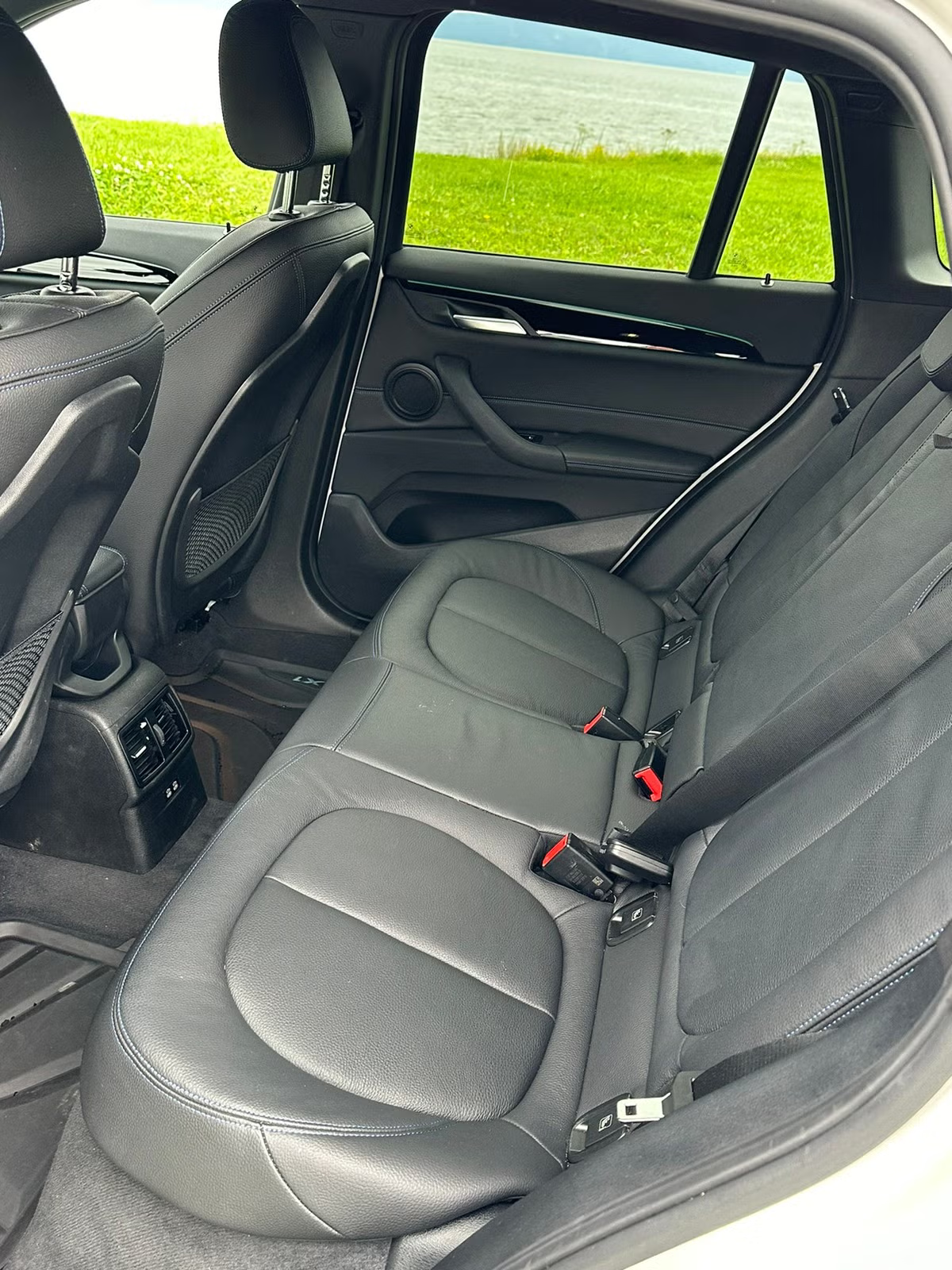 BMW X1 2022 12