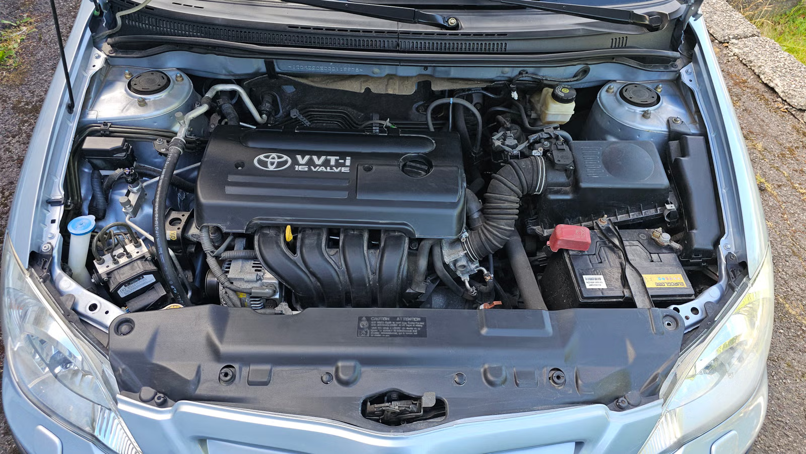 Toyota Corolla 2005 13