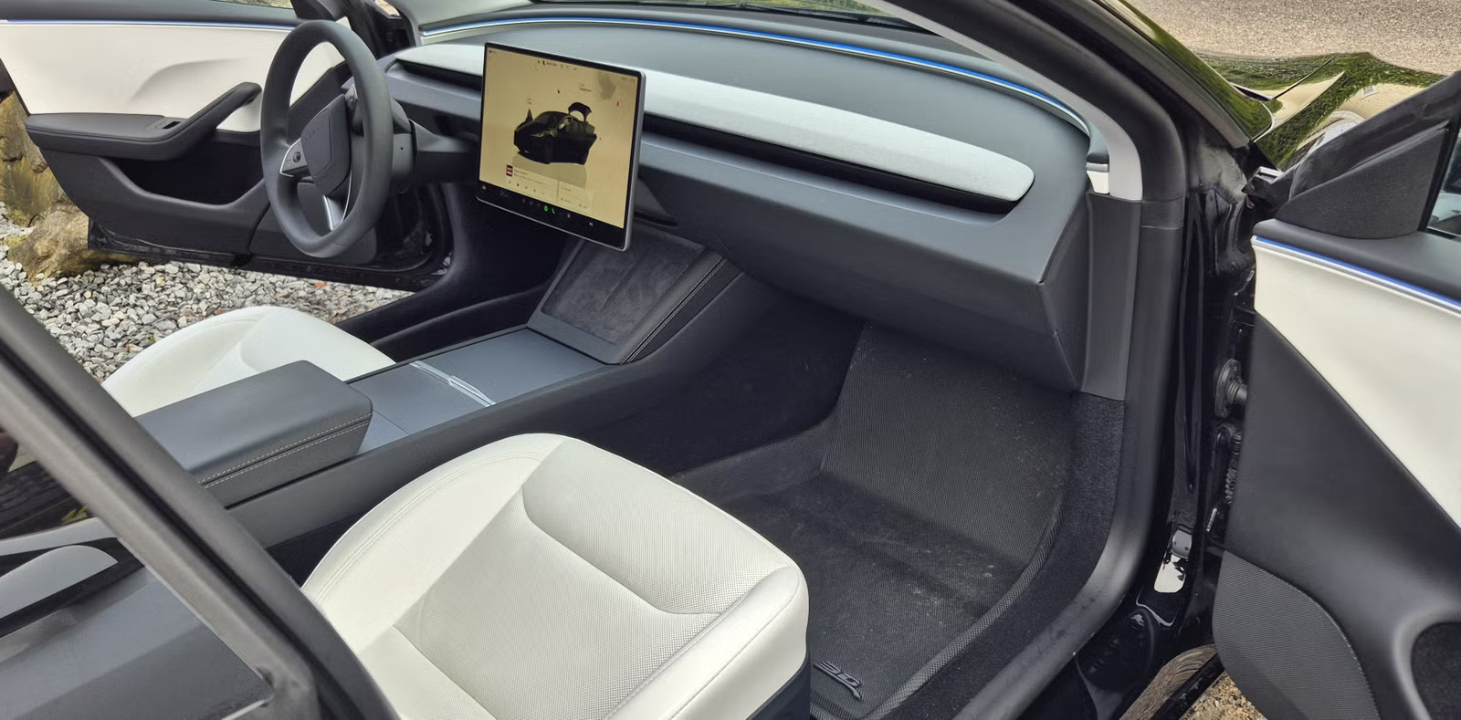 Tesla Model 3 2024 13