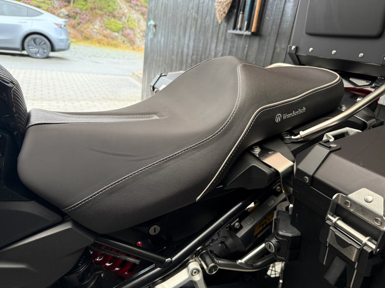 BMW F 850 GS Adventure Triple Black 2023 16