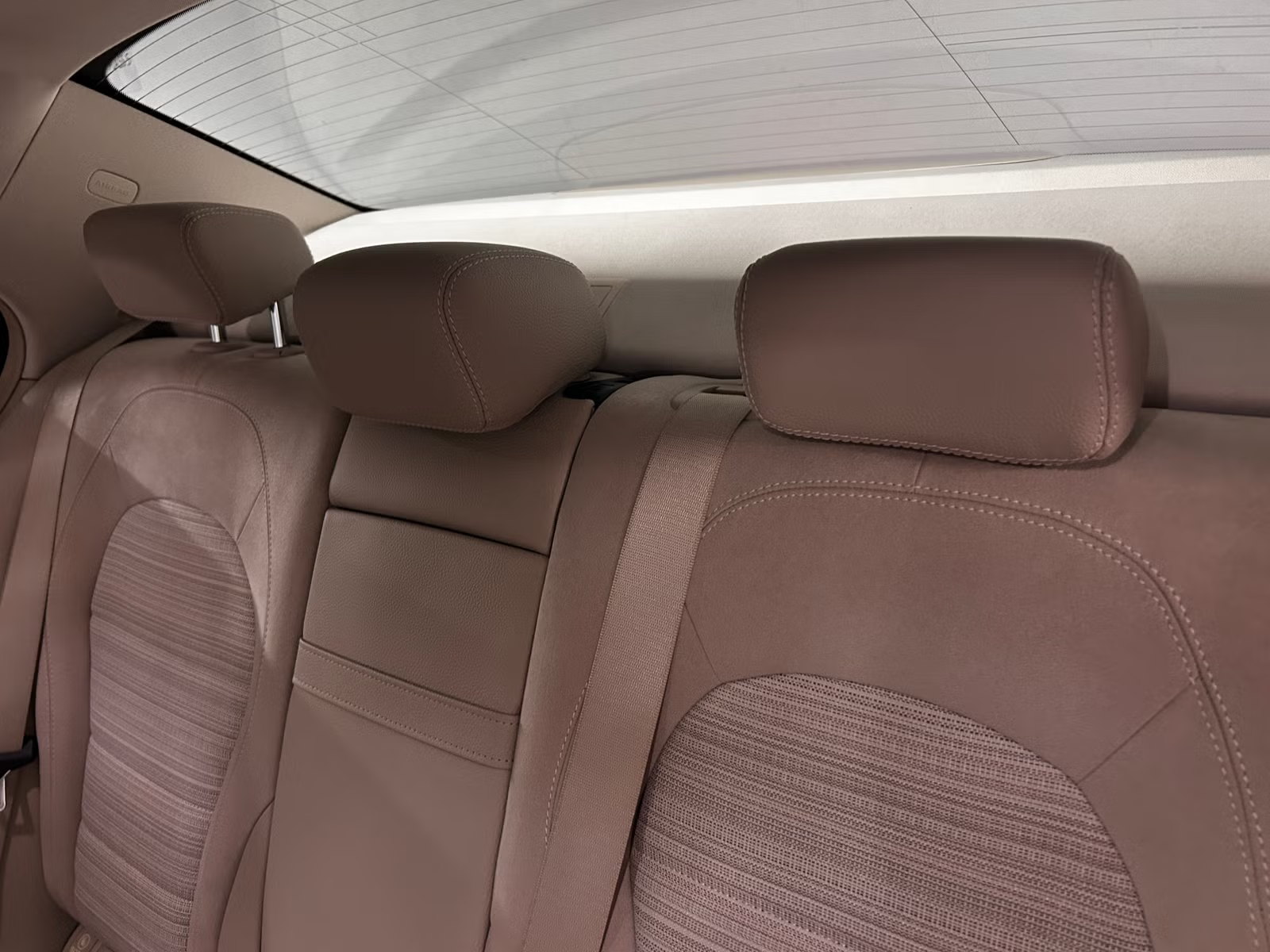 Mercedes-Benz C-Klasse 2011 26