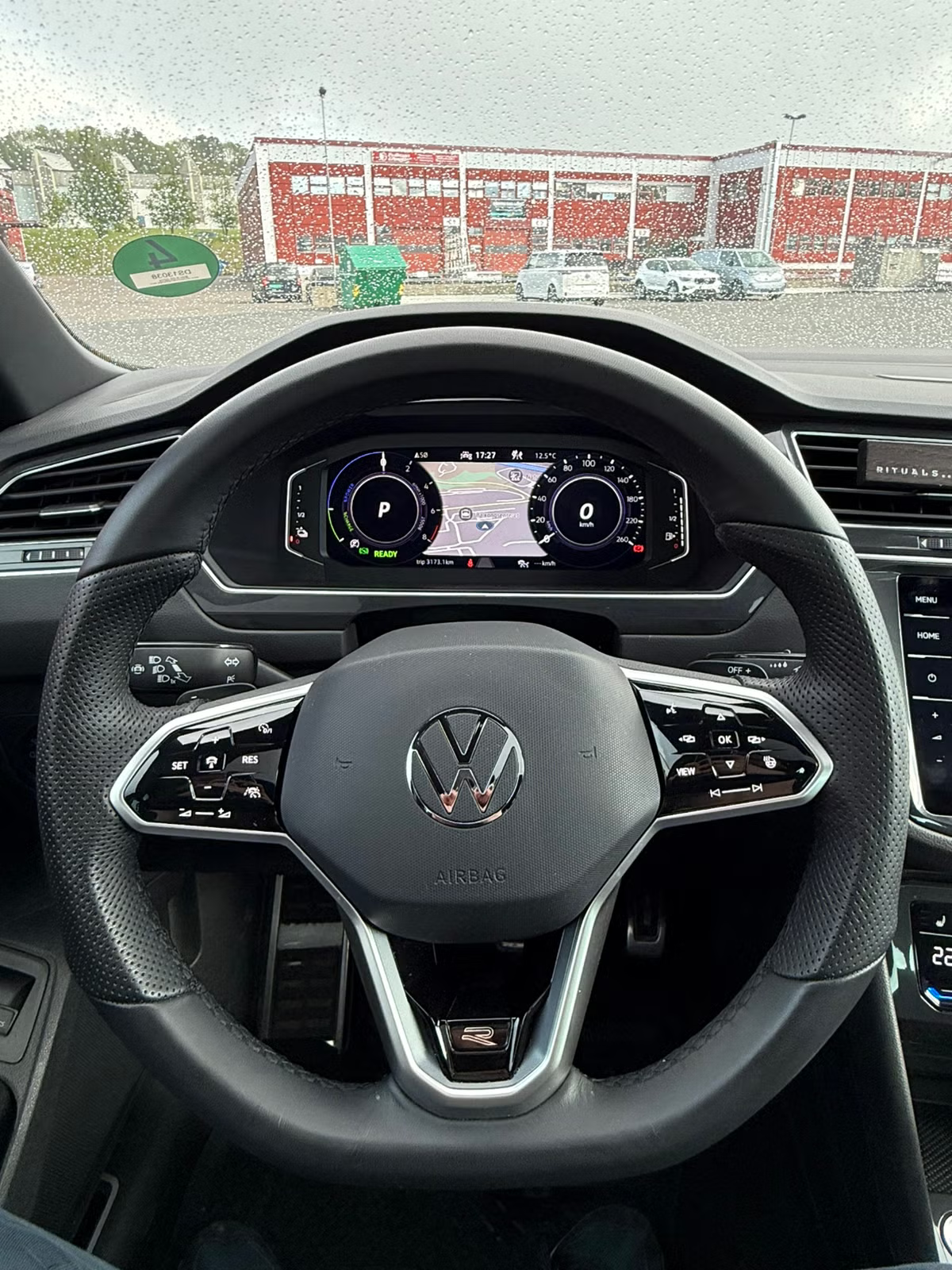 Volkswagen Tiguan eHybrid R-Line 2023 18