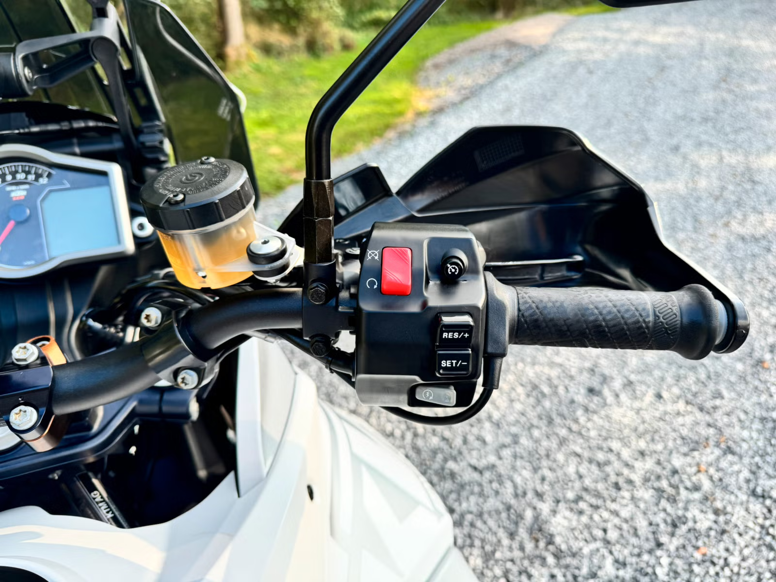KTM 1290 Super Adventure 2016 24
