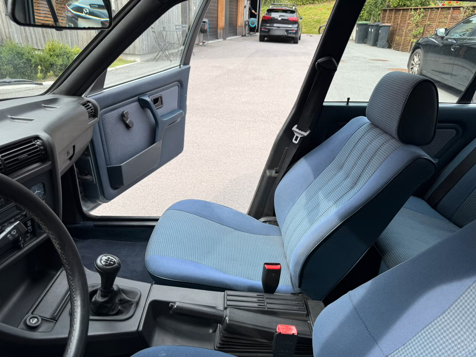 BMW Série 3 E30 (2.5) 1987 14