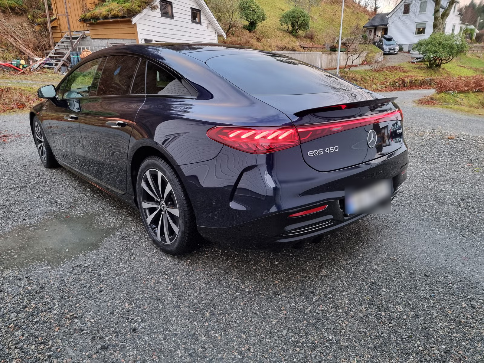 Mercedes-Benz EQS 2023 24
