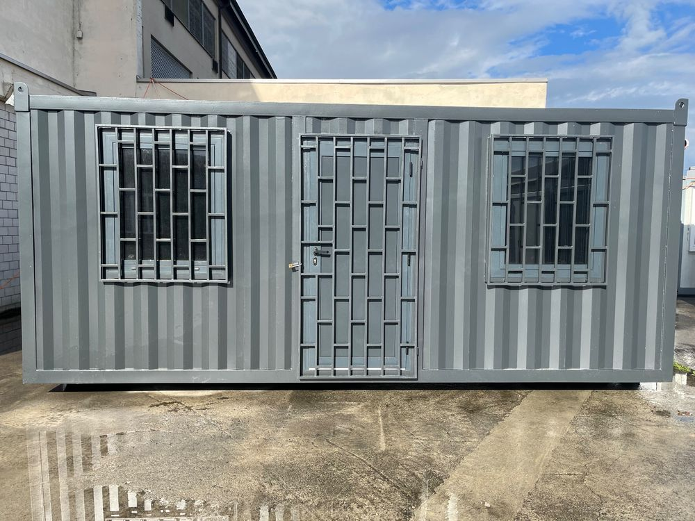 Shipping container 15 ft 18