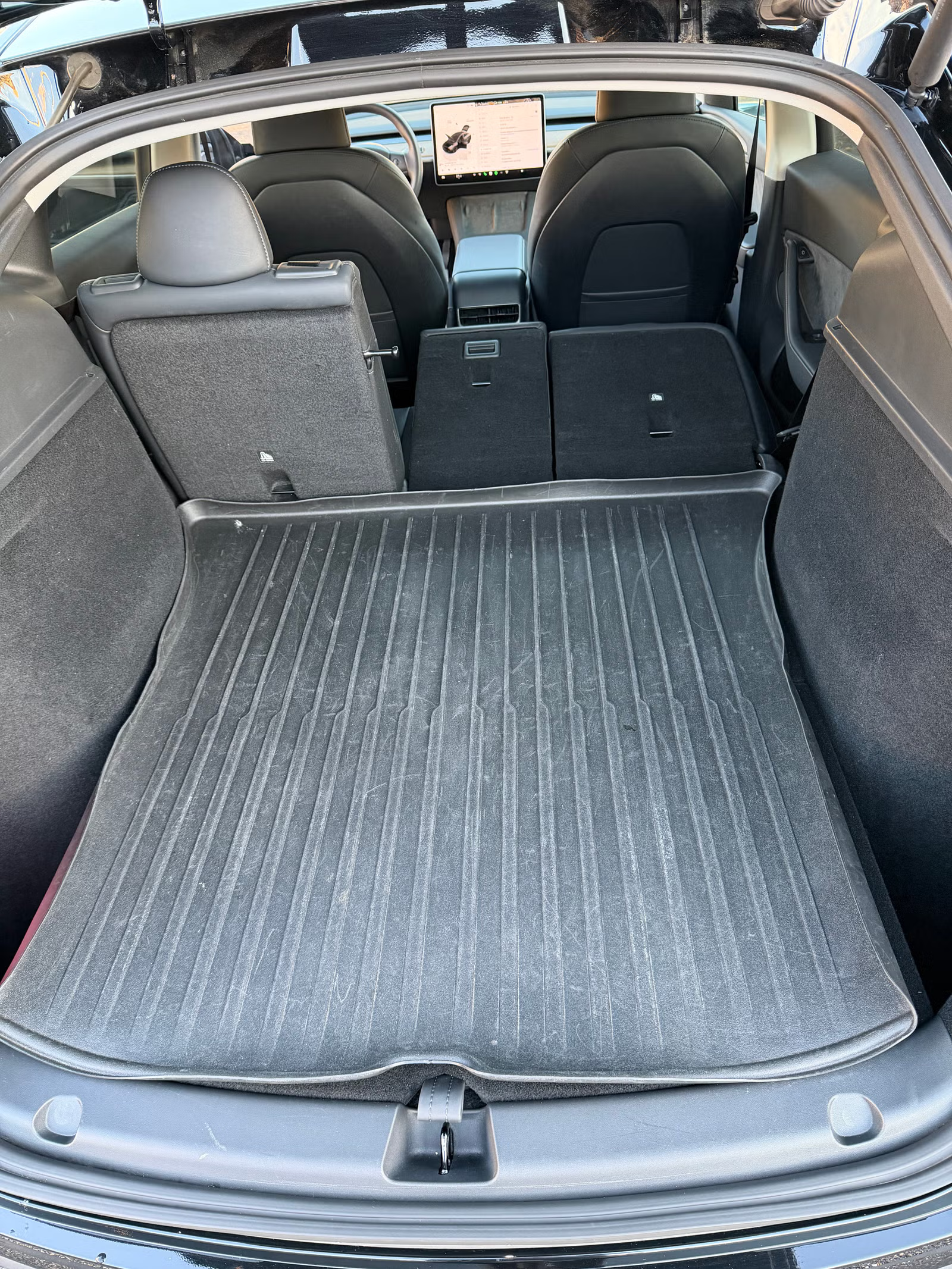 Tesla Model Y Performance 2023 34