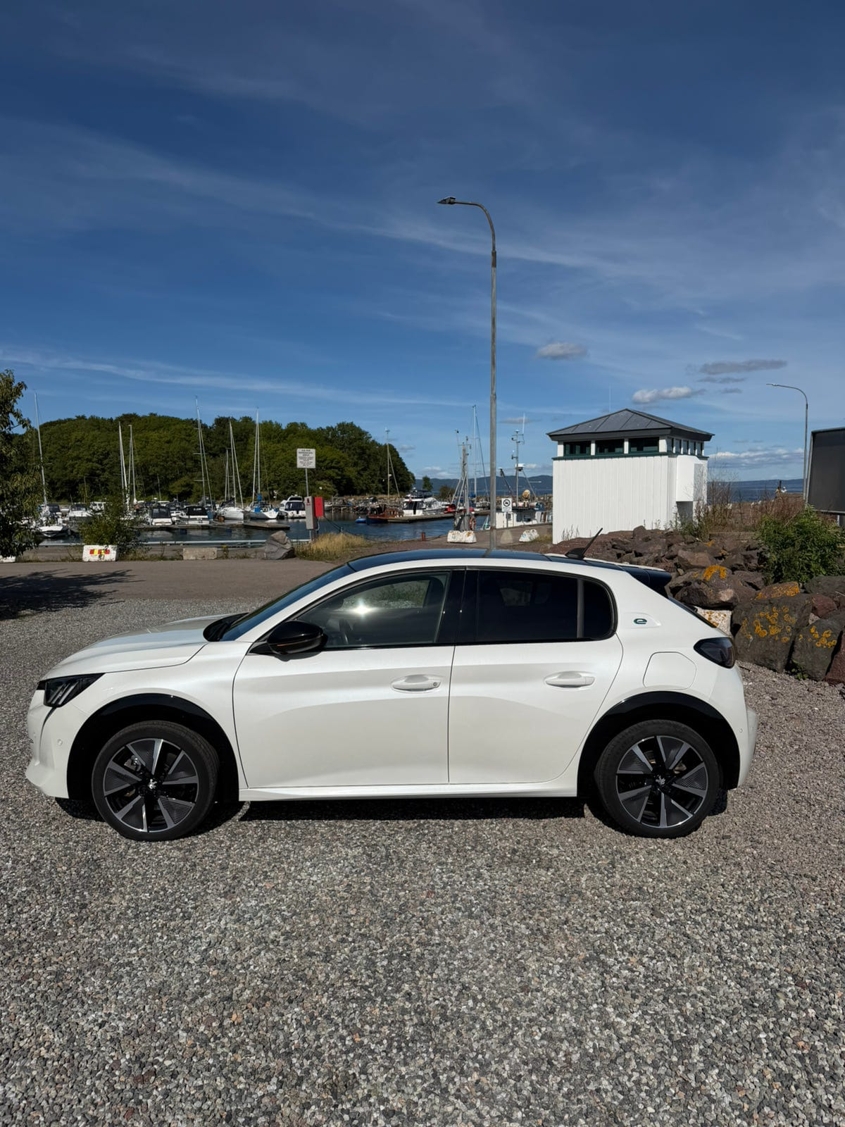 Peugeot 208 2022 4